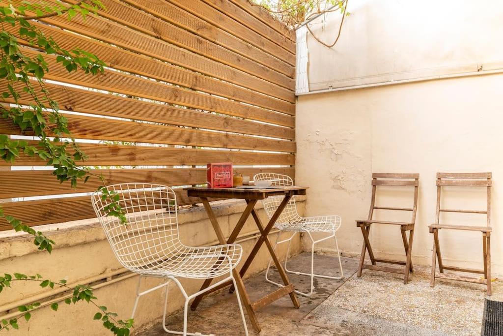 Cute Full Apt W/Backyard In Paleo Faliro เอเธนส์ ภายนอก รูปภาพ
